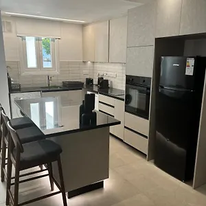 andreotis-beach-house.protaras-cy-hotels.com/